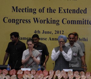 Congress president  Sonia Gandhi and Prime Minister Dr Manmohan Singh at the CWC meeting in New Delhi on Monday. (UNI)