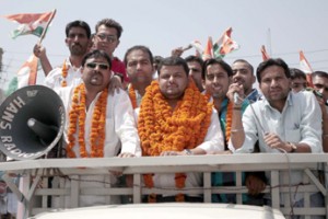 Newly elected PYC vice president Pranav Shagotra being accorded warm reception in Jammu on Saturday. Newly elected PYC vice president Pranav Shagotra being accorded warm reception in Jammu on Saturday.