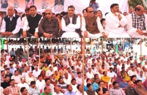 PCC chief Prof Saif-ud-Din Soz flanked by other leaders at OBC convention in Jammu on Sunday.