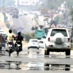 Impact of scorching heat waves clearly visible on Jammu roads on Sunday. -Excelsior/Rakesh