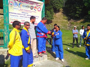 Dignitaries felicitating winners of 4th International Sqay Masters Cup.