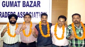 Newly elected office bearers of GBTA posing for photograph.