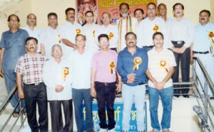 President, ABVM, New Delhi, Shedi Lal Sharma Vishwakarma and Vice Chairman, OBC Advisory Board, Kuldeep Verma alongwith others posing for a group photograph at PVS Head Quarter in Jammu.