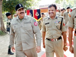 Brig Mateen of Pakistan Rangers (left) and DIG JC Singla of BSF (right) at the flag meeting at Octroi Post in Suchetgarh sector on Tuesday.