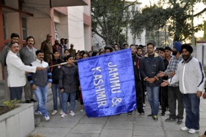 Navin Aggarwal, Director General Youth Services and Sports flagging off J&K State Contingent for participation in 59th National School Games.