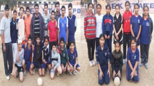 State boys and girls handball team posing for a photograph before leaving for Lucknow.