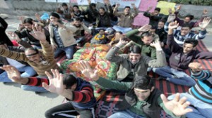 Candidates protesting for release of final selection list of Jail Warden. -Excelsior/Rakesh