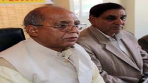 Mahajan Sabha representatives talking to reporters at Jammu on Thursday. -Excelsior-Rakesh