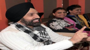 Ajit Singh Chibber interacting with media persons at Jammu on Sunday. 	—Excelsior/Rakesh