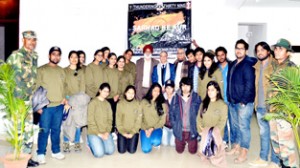 JU VC Prof MP Singh Ishar with the students on National Integration Tour to J&K.