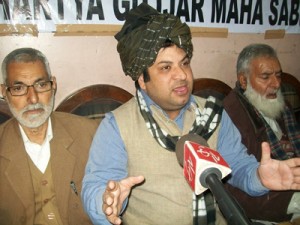 Eshfaq-ur-Rehman Poswal interacting with media persons at Jammu on Tuesday.