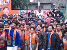 BJYM & BJP leaders during launch of ‘Friends of Modi’ at Jammu on Sunday. -Excelsior/ Rakesh