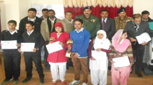 SSP Poonch, Shamsheer Hussain posing alongwith the winners during concluding function of symposium at Mendhar in Poonch.  