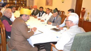 Governor NN Vohra interacting with a delegation of DSS at Raj Bhavan on Saturday.