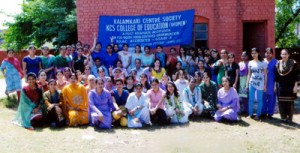 VRS employees of SRTC staging protest outside Press Club on Wednesday. -Excelsior/Rakesh