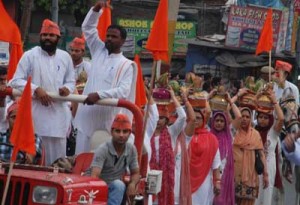 Shobha Yatra being taken out from main bazaars of Jammu city on ‘Avtaran Diwas’ of Asha Ram Bapu.