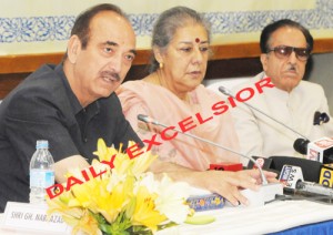 SRINAGAR: General Secretary AICC, incharge Jammu and Kashmir affairs, Ambika Soni,  with Senior Congress leader  and former J&K Chief Minister Ghulam Nabi Azad  and Jammu and Kashmir Pradesh Congress Committee (JKPCC) president Saifuddin Soz addressing après conference  after  They e discussing  with senior Congress party leaders  the strategy for the forthcoming assembly elections slated to be held by the end of this year at Sher-i-Kashmir International Conference Centre (SKICC) in Srinagar on Tuesday. Photo/Mohd Amin War