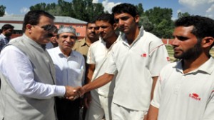 Speaker J&K Legislature Assembly, Mubarak Gul interacting with cricketers at Sangam in the Valley.