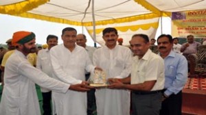 A memento being presented during a function in connection with Coronation Day of Maharaja Gulab Singh.