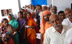 Yatris waiting in long queue for medical examination at Jammu Haat on Monday. -Excelsior/Rakesh