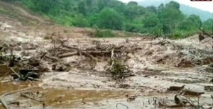 A TV grab of the site of landslide in village Malin in Pune district in Maharashtra on Wednesday.(UNI)
