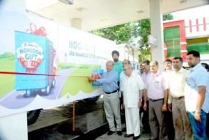 Executive Director, Incharge of IOC for Punjab, HP and J&K, PK Das inaugurating company’s sales promotion scheme at M/s Friends Service Station, Nagrota in Jammu.