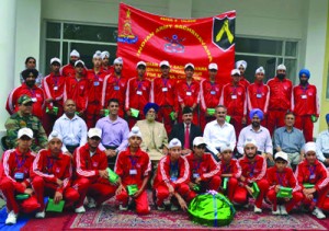 Students of Guru Nanak Dev Model High School, Baramulla posing for a photograph during National Integration tour. 