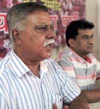 Ch Sukhnandan talking to reporters at Jammu on Saturday. -Excelsior/Rakesh