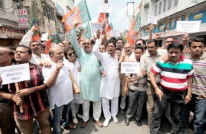 BJP activists protesting at Jammu on Wednesday.  	-Excelsior/Rakesh