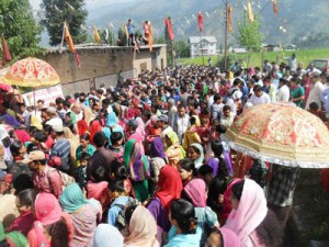 Devotees participating in Kailash Yatra. -Excelsior/Tilak Raj