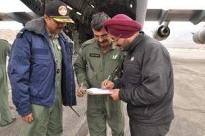 DC Leh completing formalities of IAF for evacuation of students.