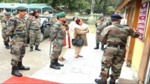 Northern Army Commander, Lt Gen D S Hooda reviewing restoration work at 15 Corps in Srinagar on Wednesday.