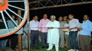 Minister for Planning, Ajay Kumar Sadhotra inaugurating saw mill at Parladpur.