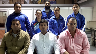 State powerlifting team posing for a group photograph alongwith office bearers of the Association.