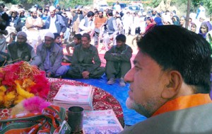 Abdul Gani Kohli addressing an election meeting in Kalakote.