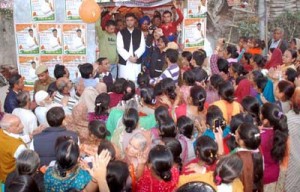 Vikram Malhotra addressing election meeting in Jammu East constituency.