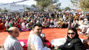 Rakesh Wazir, Bahujan Samaj Party candidate, Nagrota Assembly constituency addressing the public at Jhajjar Kotli on Wednesday. 