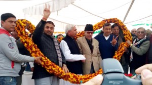 PCC president Prof Saif-ud-Din Soz, Cong candidate Sham Lal & others at election rally in Akhnoor on Saturday.