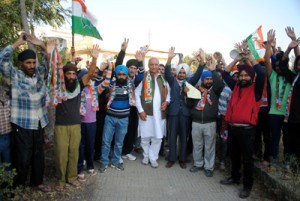 Supporters of Balwan Singh raising slogans during door-to-door campaign in Marh constituency.