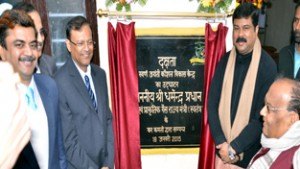 Dharmendra Pradhan inaugurating Skill Development Centre ‘Dakshata’ at Bararni Refinery, Bihar.