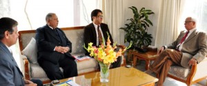 Governor N N Vohra interacting with Chief  Vigilance Commissioner and Vigilance Commissioner on Monday.