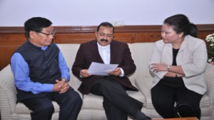 Manipur Health Minister P. Tonsing calling on Union DoNER Minister Dr Jitendra Singh at New Delhi on Tuesday.