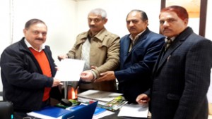 A delegation of DVM submitting a memorandum to Commissioner Secretary, PHE, Irrigation & Flood Control, Dr Pawan Kotwal, for Governor N N Vohra.