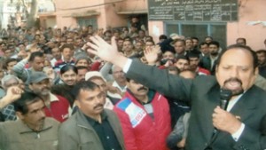 Som Nath addressing the PHE employees rally at Udhampur on Friday.