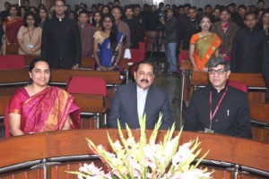 Union Minister Dr Jitendra Singh posing for a photograph with 2014 batch of IAS probationers who called on him at New Delhi on Monday. Also seen in  picture is Rajeev Kapoor, Director, Lal Bahadur Shastri National Academy of Administration (LBSNAA) Mussoorie.