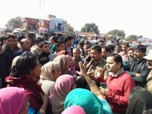 People protesting at Jatwal against water scarcity on Saturday.     —Excelsior/Gautam