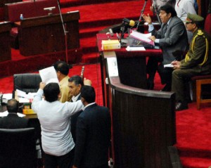 Chairman Legislative Council Amrit Malhotra directing watch and ward staff to marshal out Dr B A Veeri from the House on Tuesday. -Excelsior/Rakesh