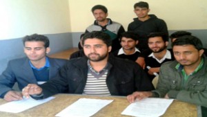 GBIC state president, Tazeem Choudhary addressing a press conference at Rajouri.