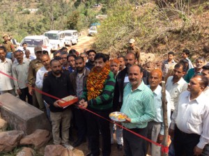 MoS Finance and Information Technology, Pawan Kumar Gupta inaugurating a road construction work at Udhampur.