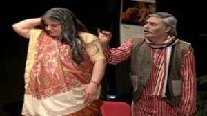 Manju Sharma and Rajesh Ajnabi in a scene from play ‘Sandhya Shaya’. —Excelsior/Rakesh